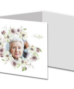 Fotokaart met bloemenkrans